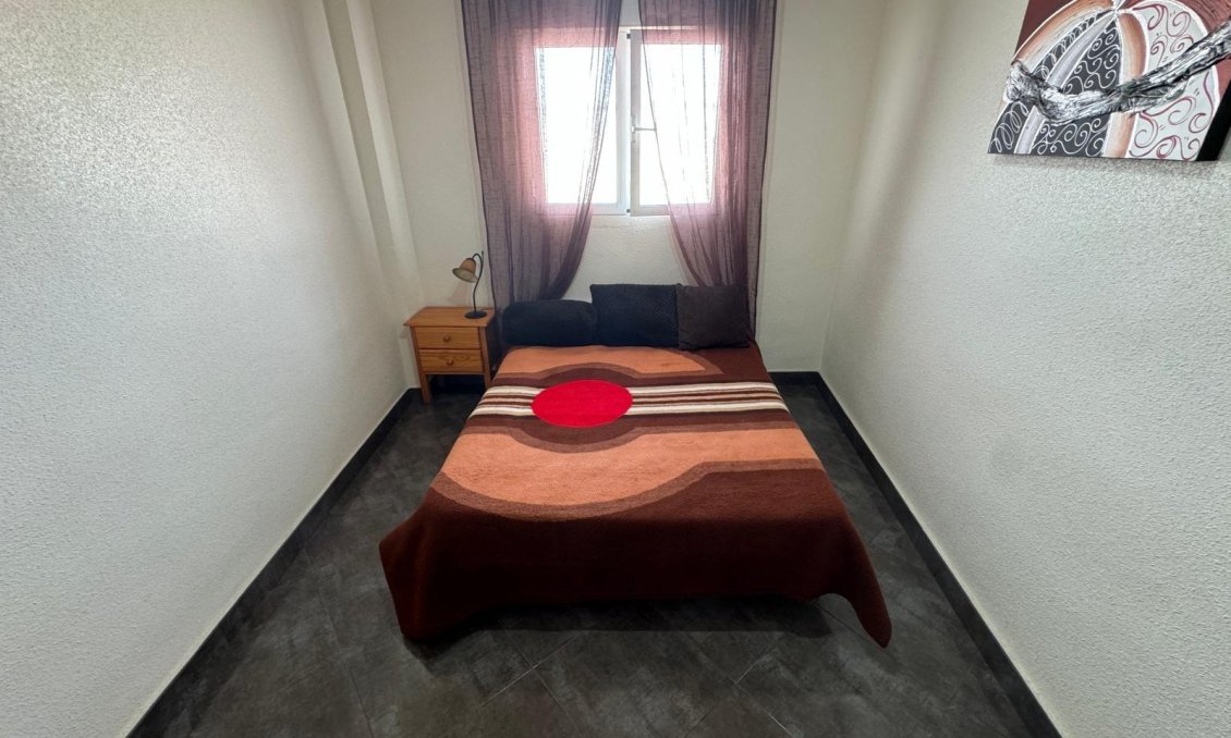 Használt Ingatlanok - Apartman -
Torrevieja - Playa del Cura