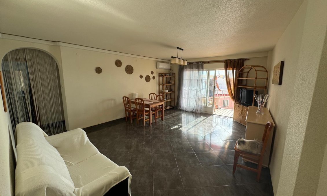 Használt Ingatlanok - Apartman -
Torrevieja - Playa del Cura