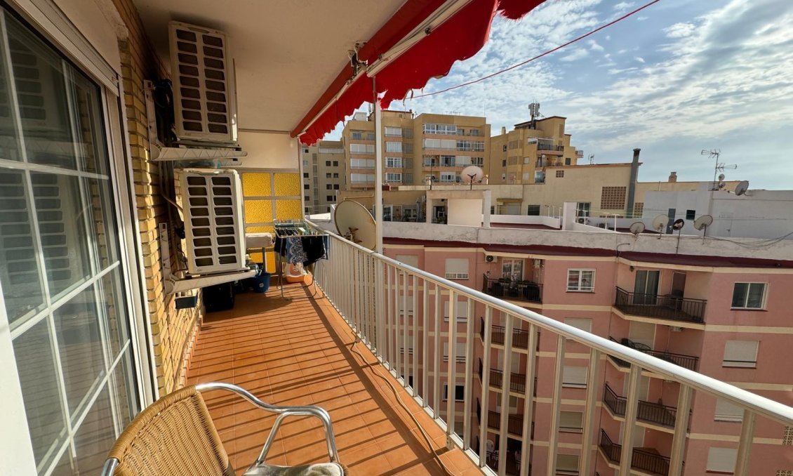 Használt Ingatlanok - Apartman -
Torrevieja - Playa del Cura