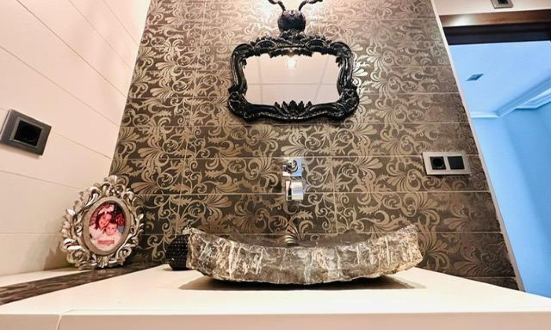 Használt Ingatlanok - Apartman -
Torrevieja - Estacion De Autobuses