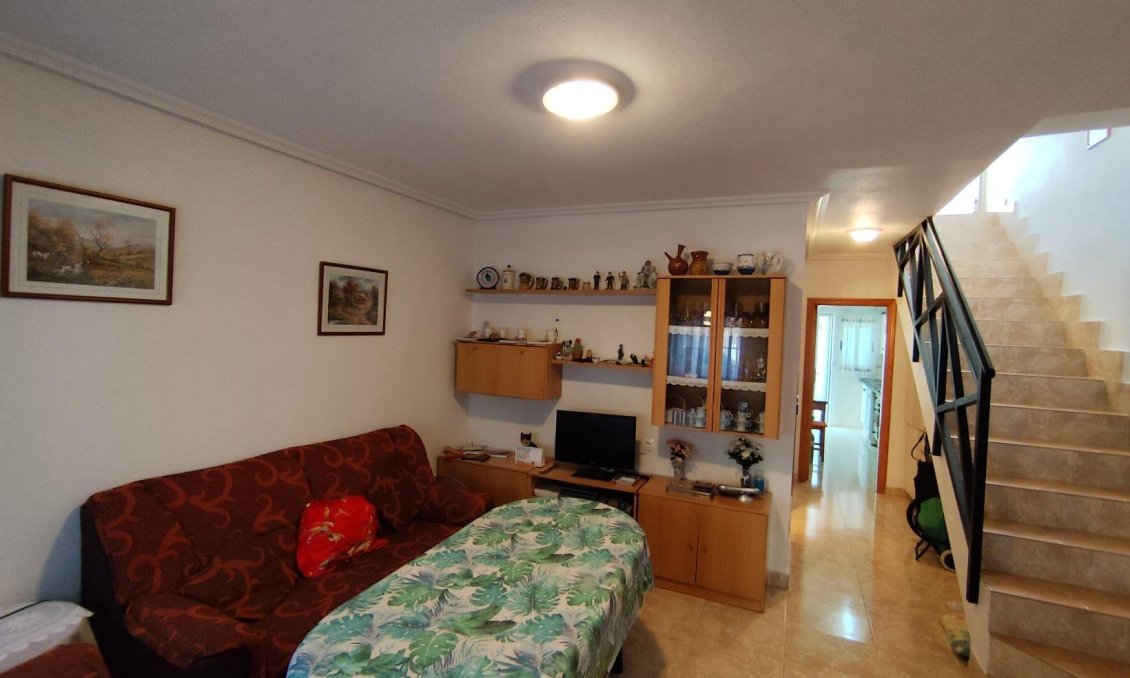 Használt Ingatlanok - Kétszintes lakás -
Los Alcazares - Nueva Marbella