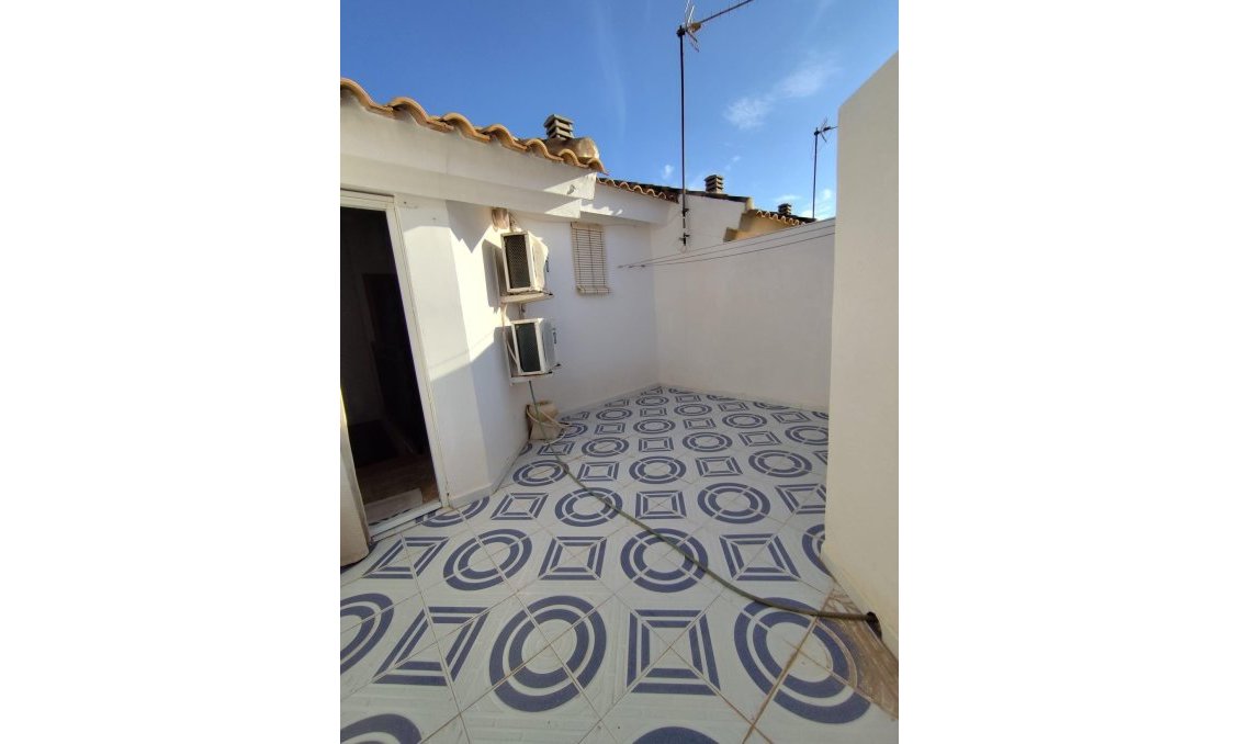 Használt Ingatlanok - Kétszintes lakás -
Los Alcazares - Nueva Marbella