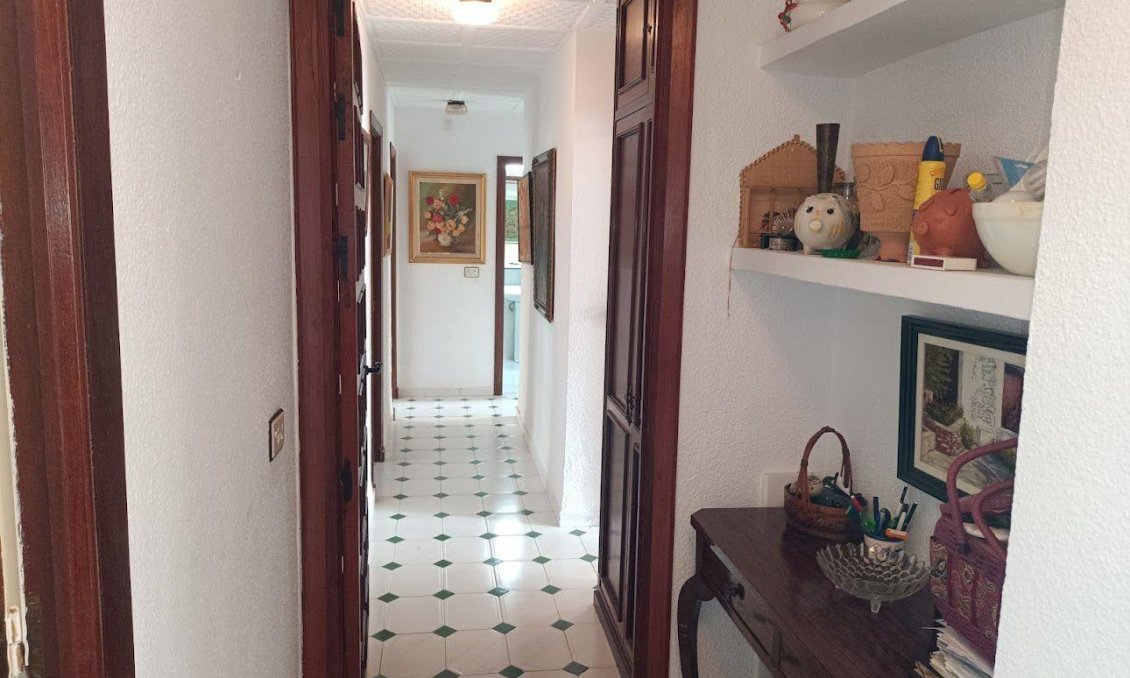 Használt Ingatlanok - Villa -
Orihuela Costa - Campoamor