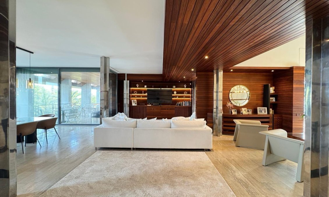 Resale - Villa -
Orihuela Costa - Altos De Campoamor