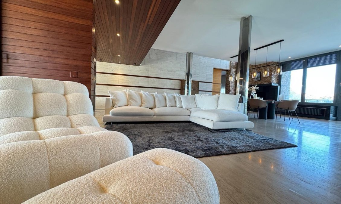 Resale - Villa -
Orihuela Costa - Altos De Campoamor