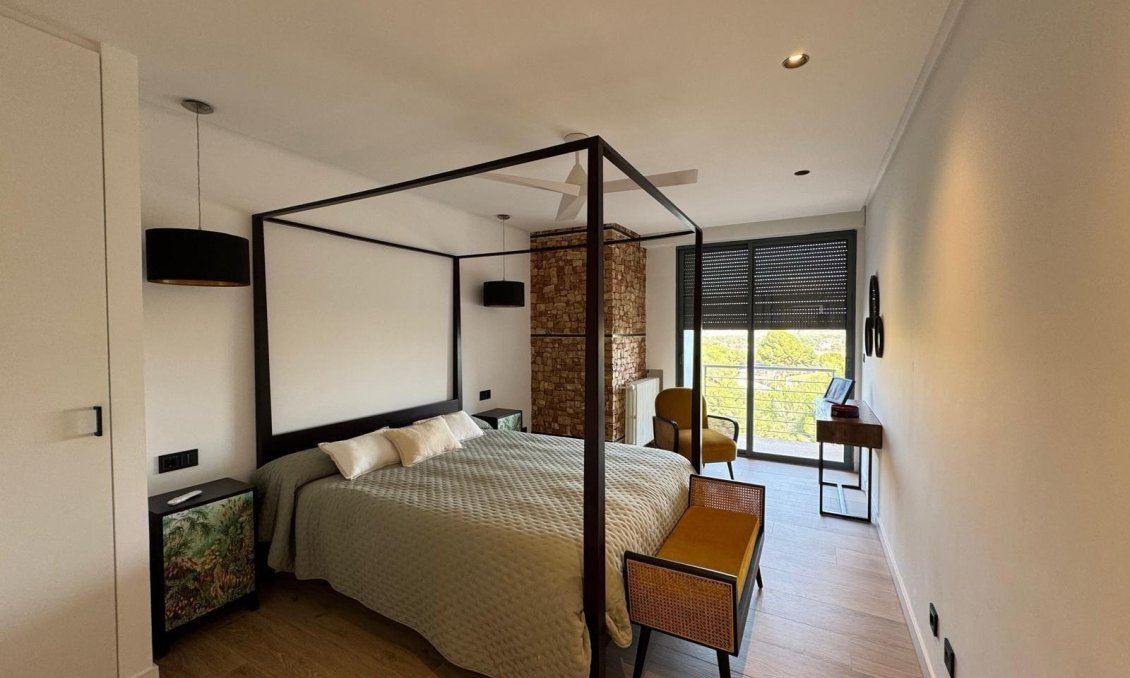 Resale - Villa -
Orihuela Costa - Altos De Campoamor