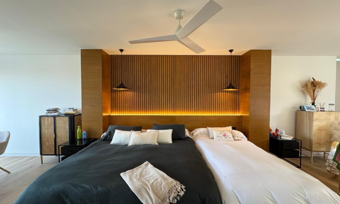 Resale - Villa -
Orihuela Costa - Altos De Campoamor