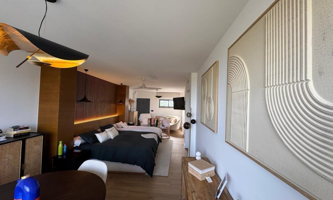 Resale - Villa -
Orihuela Costa - Altos De Campoamor