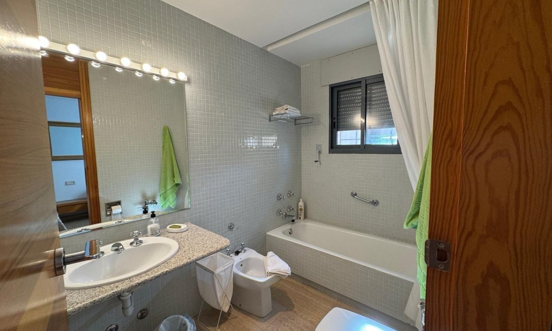 Resale - Villa -
Orihuela Costa - Altos De Campoamor