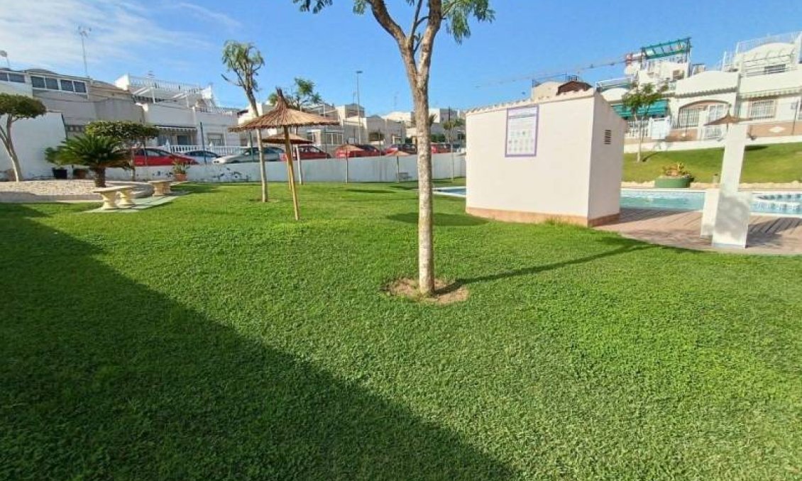 Használt Ingatlanok - Apartman -
Torrevieja - Los Balcones