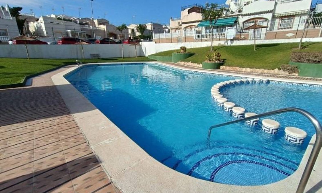 Használt Ingatlanok - Apartman -
Torrevieja - Los Balcones