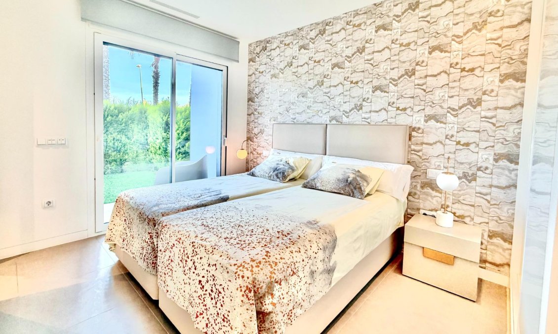 Wiederverkauf - Wohnung -
Orihuela - Las Colinas Golf