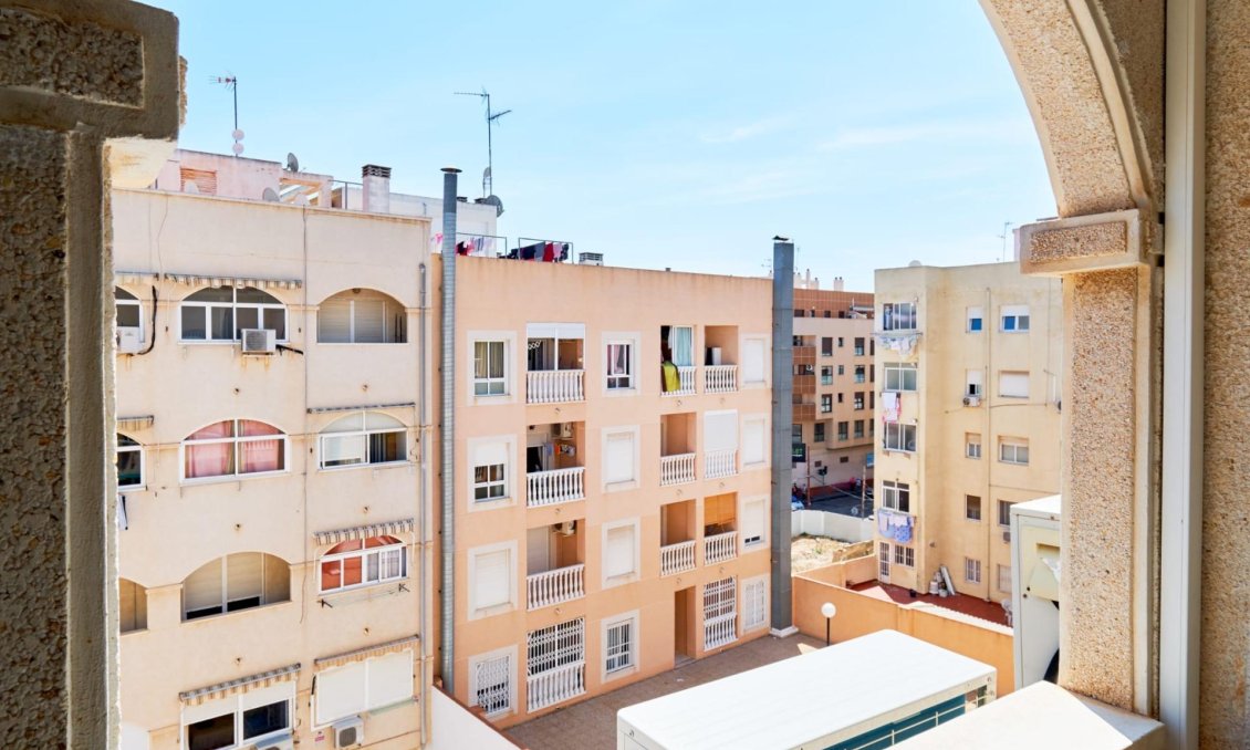 Wiederverkauf - Wohnung -
Torrevieja - Centro