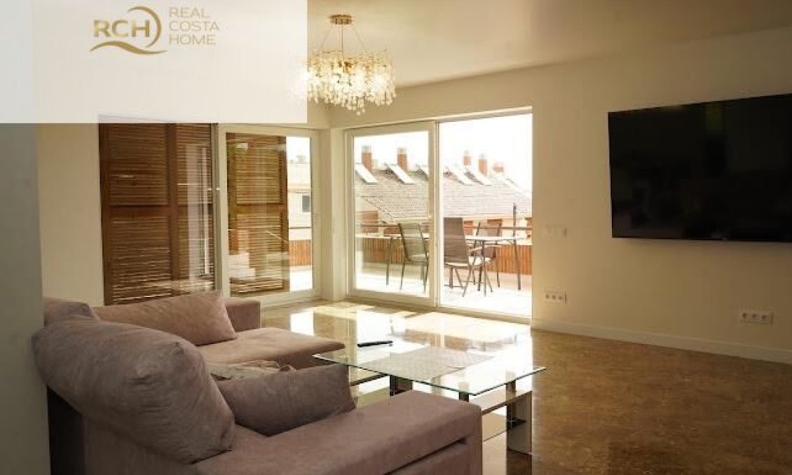 Wiederverkauf - Villa -
La Nucía - Montebello - Nou Espai