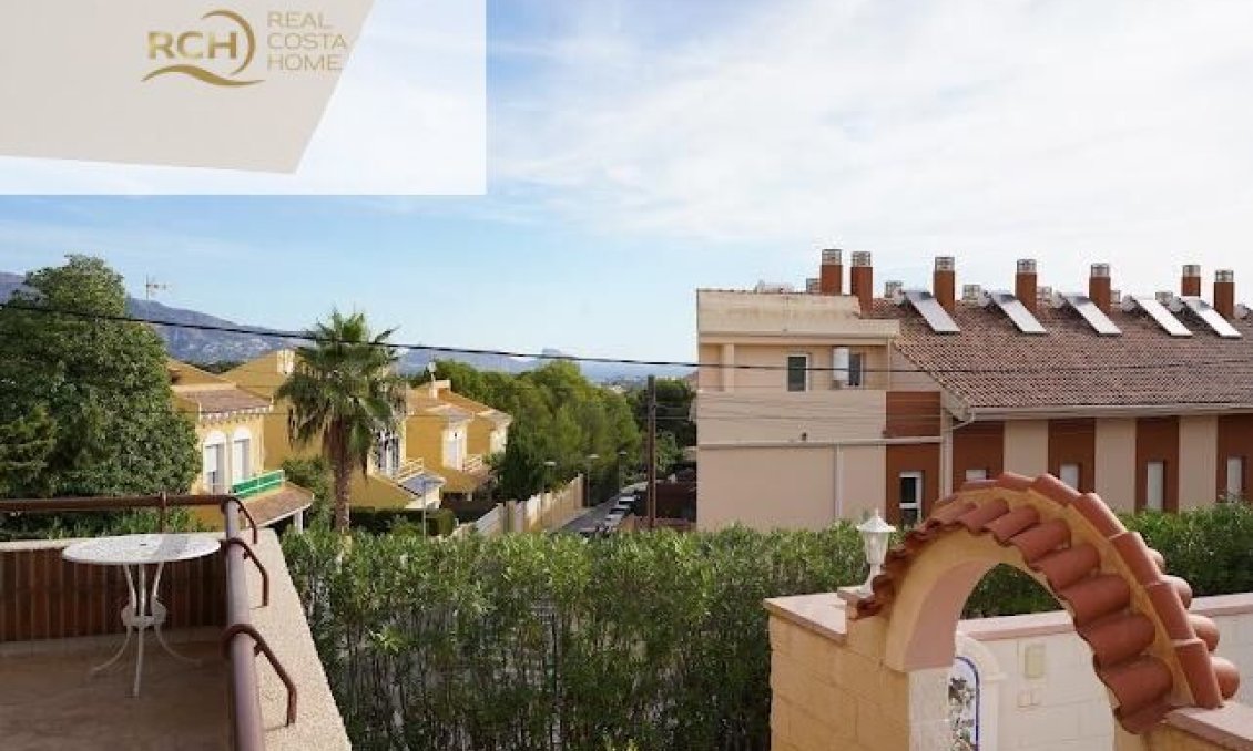 Wiederverkauf - Villa -
La Nucía - Montebello - Nou Espai