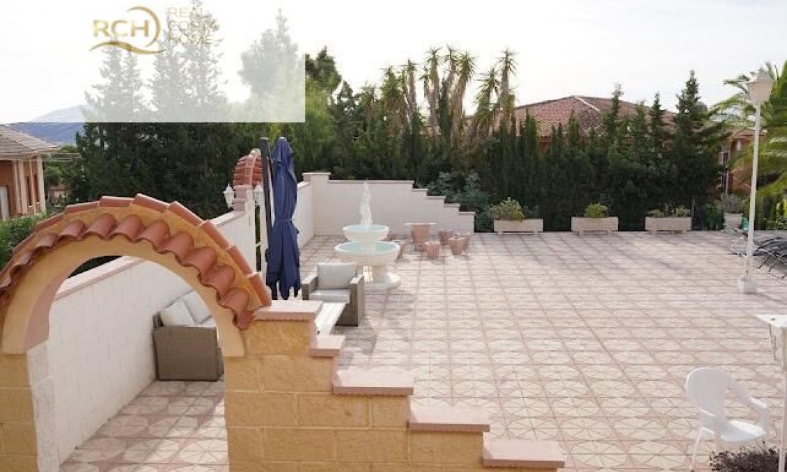 Wiederverkauf - Villa -
La Nucía - Montebello - Nou Espai