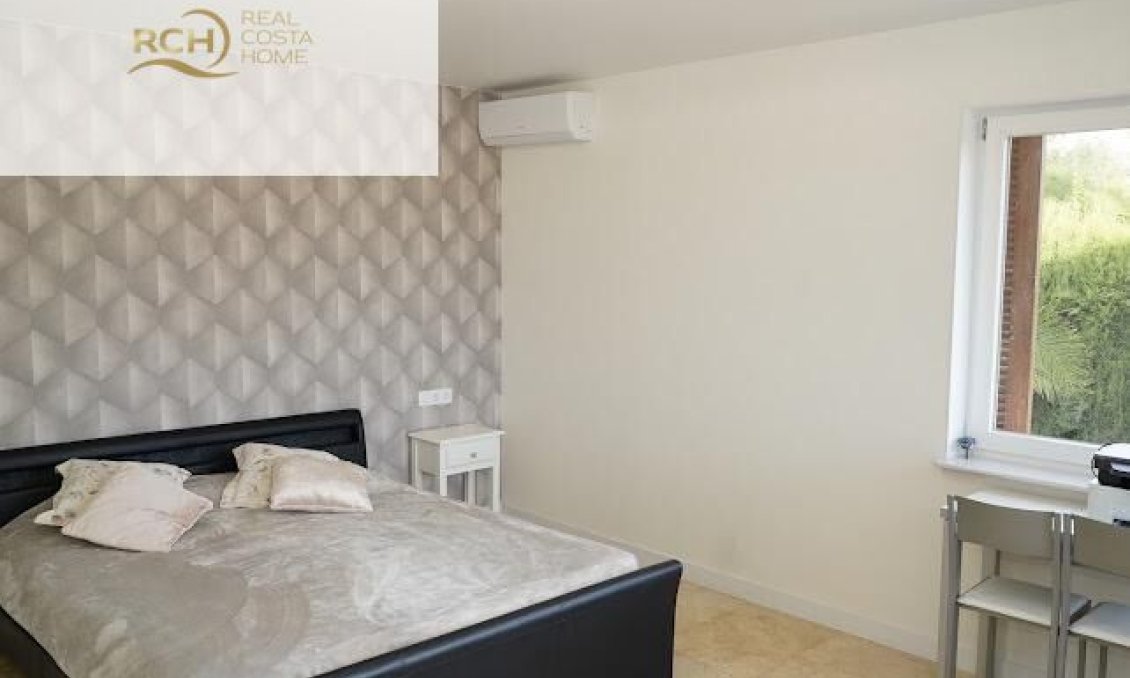 Wiederverkauf - Villa -
La Nucía - Montebello - Nou Espai