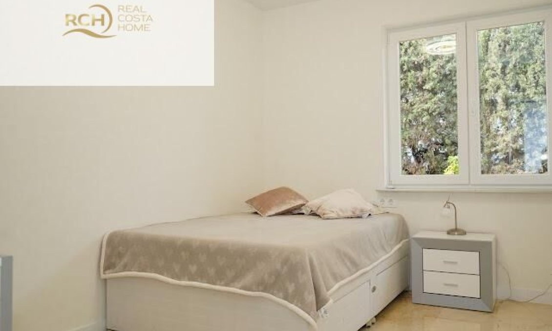 Wiederverkauf - Villa -
La Nucía - Montebello - Nou Espai