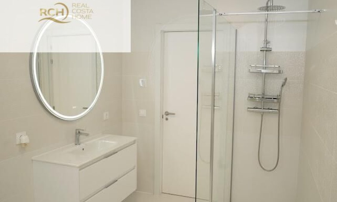 Wiederverkauf - Villa -
La Nucía - Montebello - Nou Espai