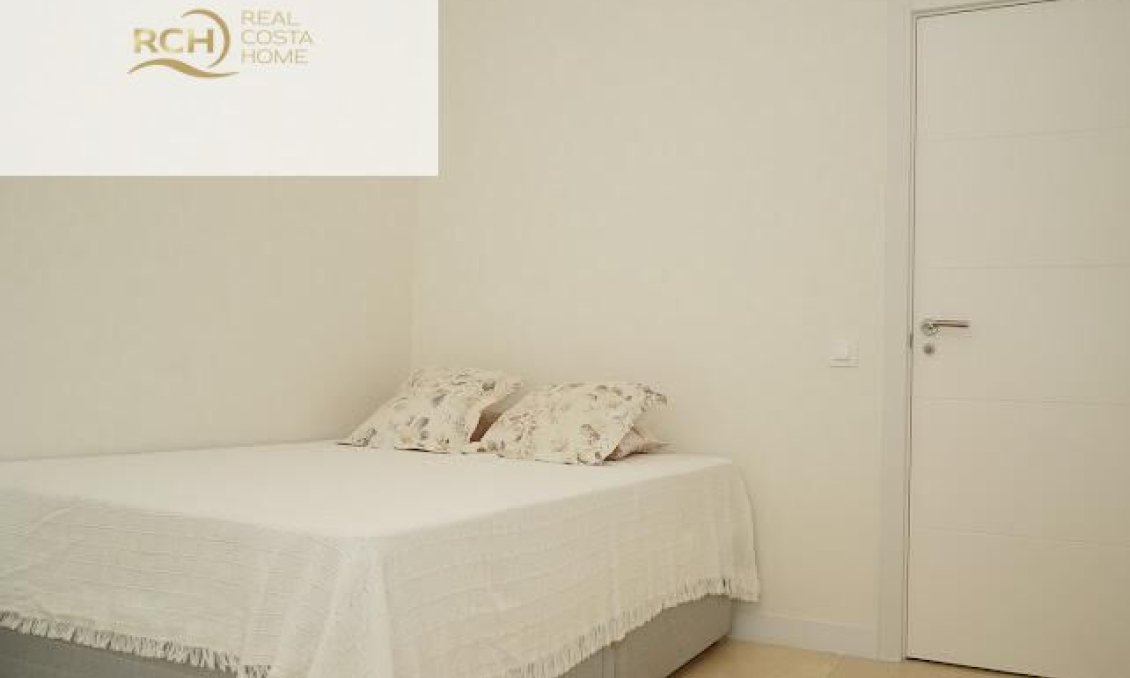 Wiederverkauf - Villa -
La Nucía - Montebello - Nou Espai