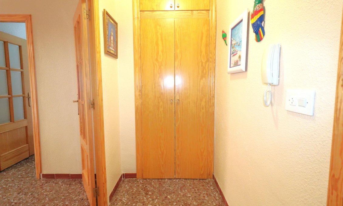 Wiederverkauf - Wohnung -
Torrevieja - Acequion
