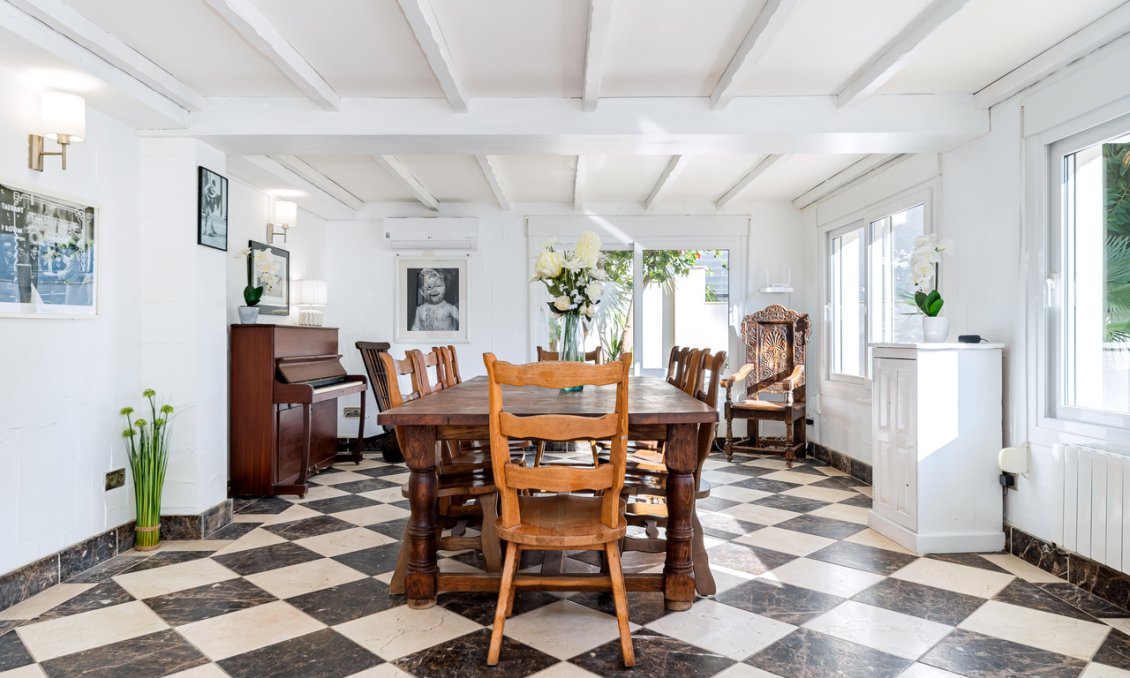 Wiederverkauf - Villa -
Dehesa de Campoamor - Costa Blanca