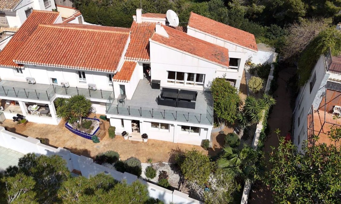 Wiederverkauf - Villa -
Dehesa de Campoamor - Costa Blanca