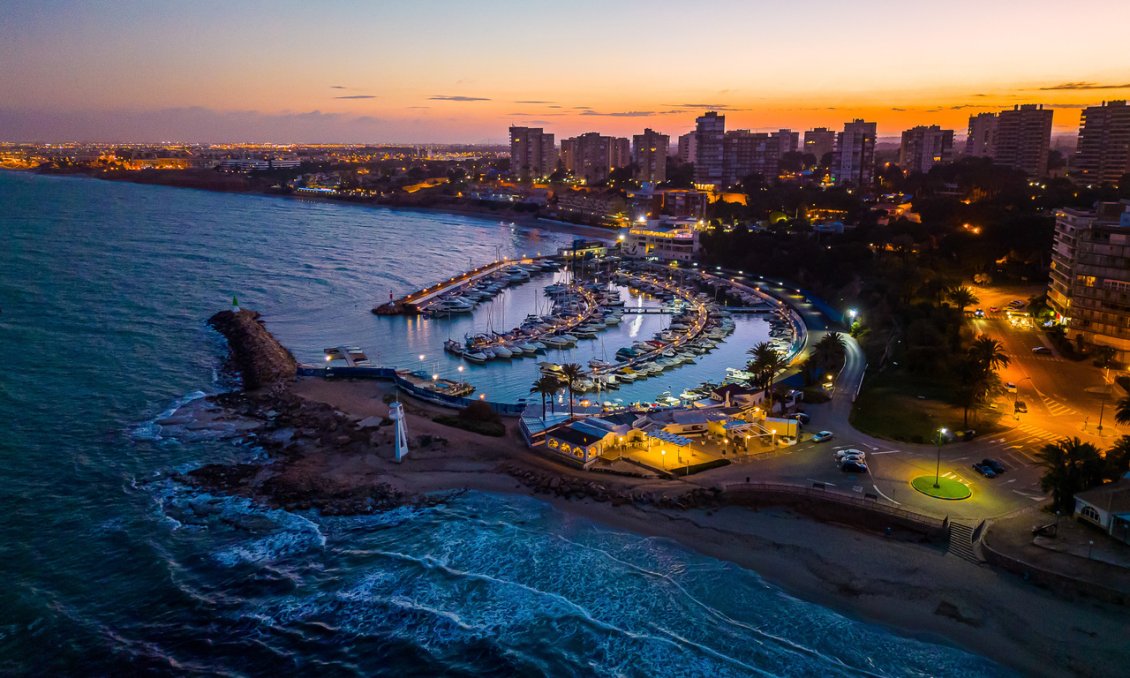 Wiederverkauf - Villa -
Dehesa de Campoamor - Costa Blanca