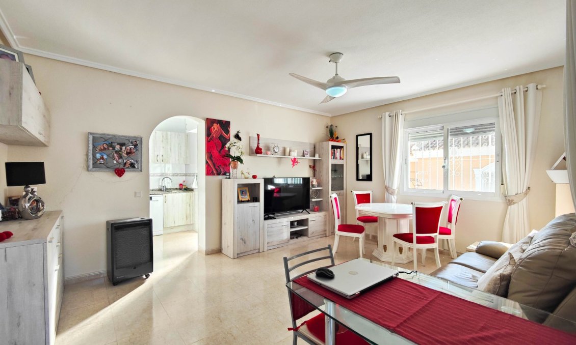 Resale - Villa -
Ciudad Quesada - Costa Blanca