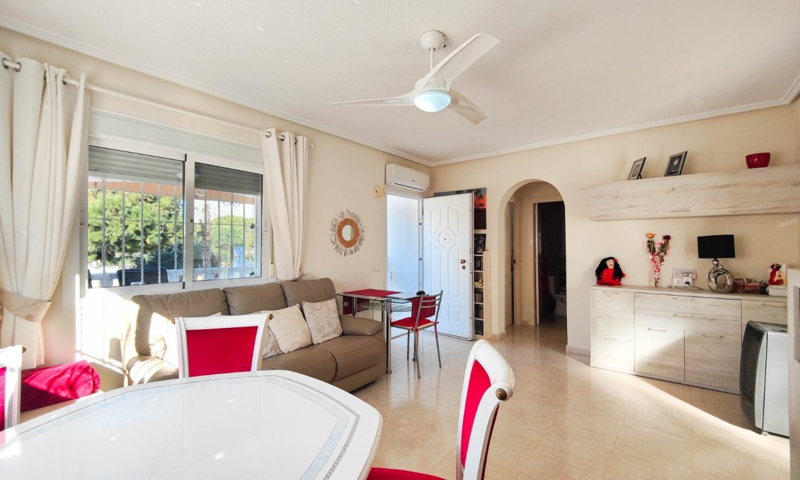 Resale - Villa -
Ciudad Quesada - Costa Blanca
