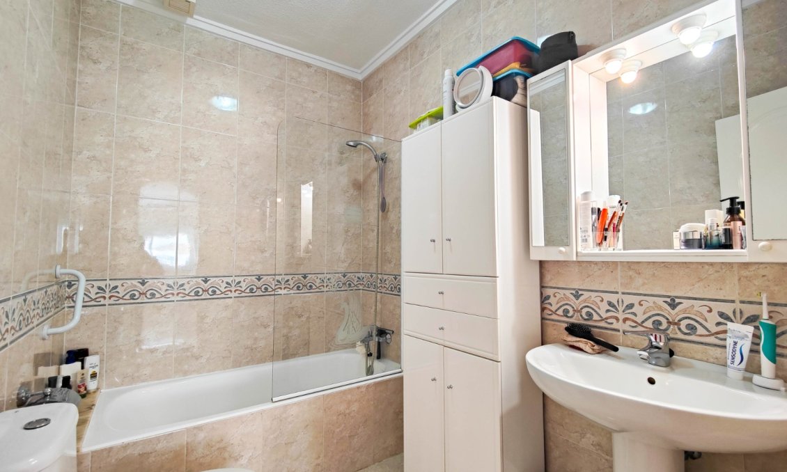 Resale - Villa -
Ciudad Quesada - Costa Blanca