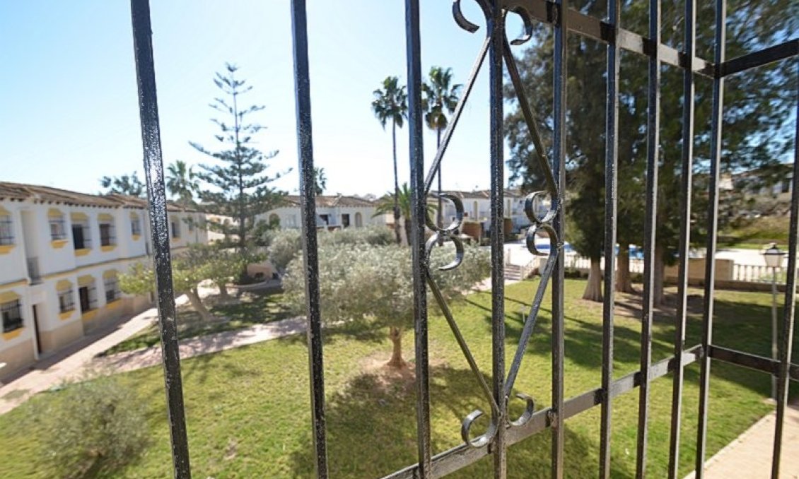 Resale - Apartment -
San Miguel de Salinas - Inland