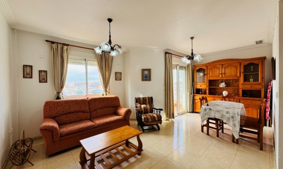 Resale - Apartment -
Torrevieja - Costa Blanca