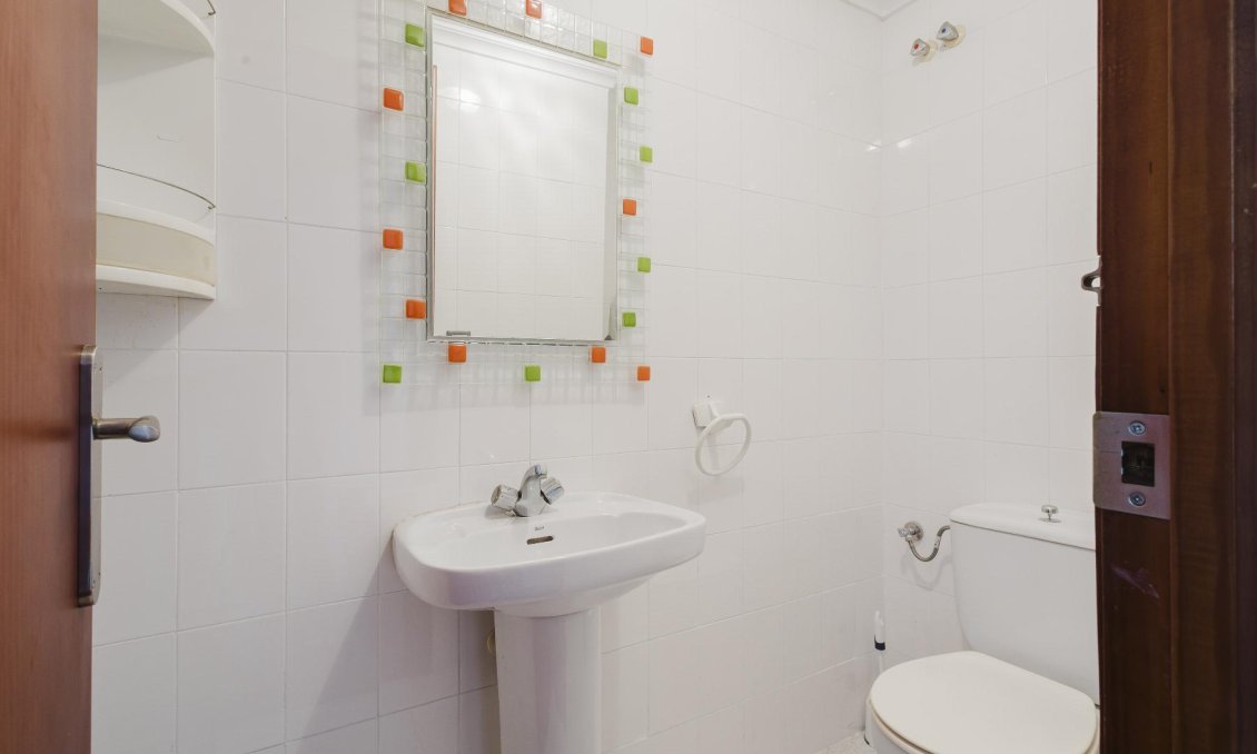 Segunda mano - Apartamento -
Torrevieja - Costa Blanca