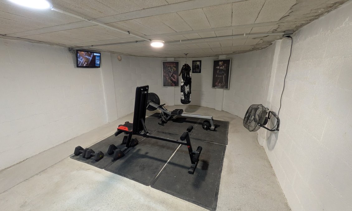 Resale - Villa -
Campos del Río