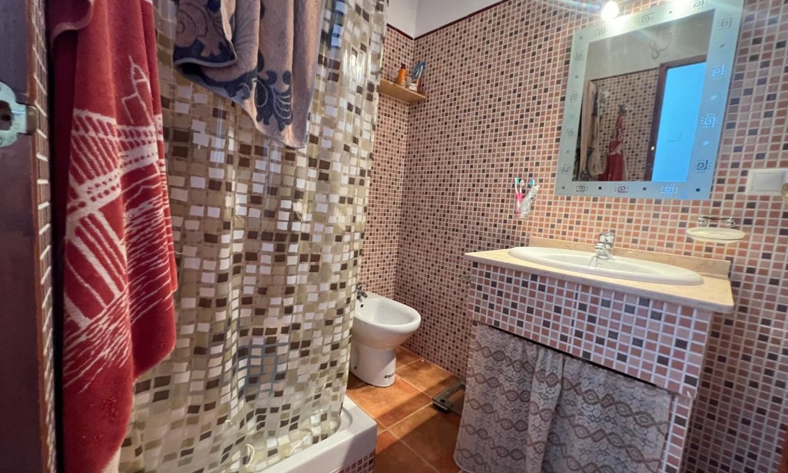 Segunda mano - Town House -
Pinoso - Inland