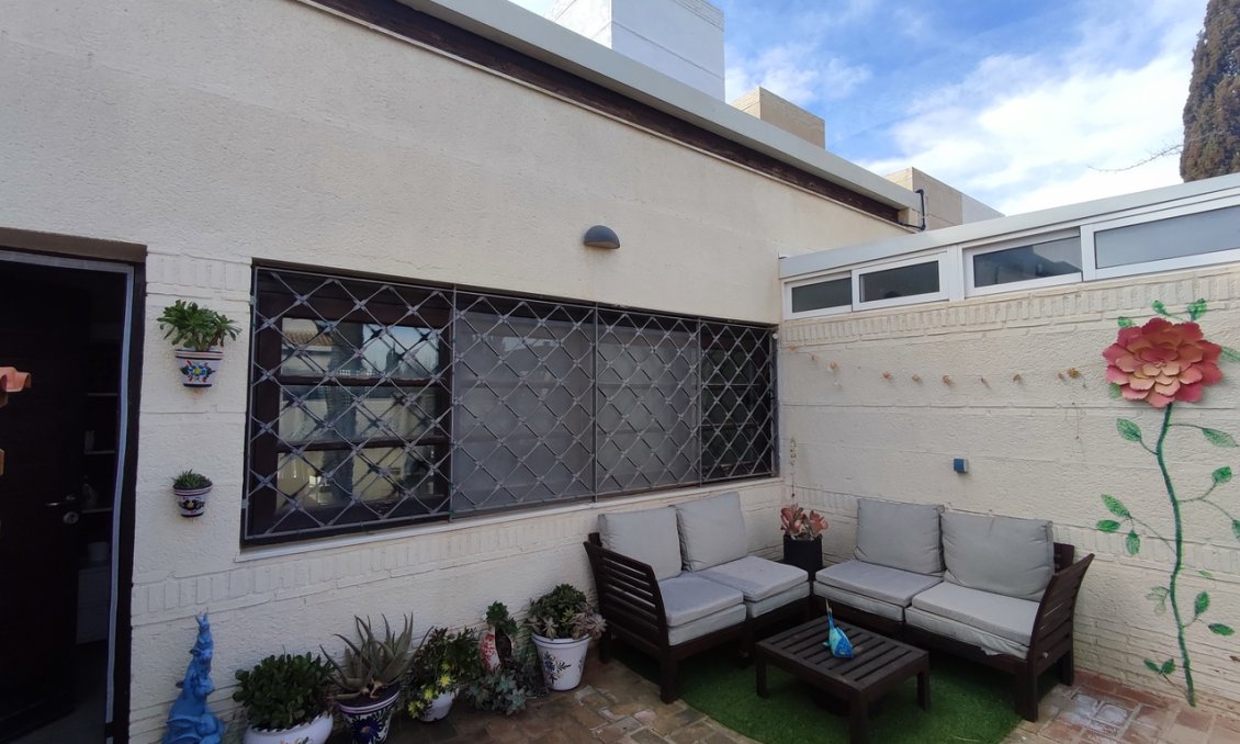 Revente - Villa -
Peraleja Golf - Inland