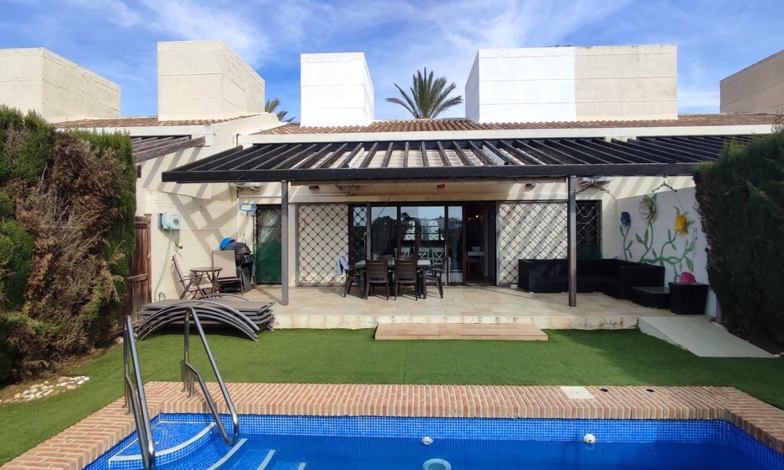 Revente - Villa -
Peraleja Golf - Inland