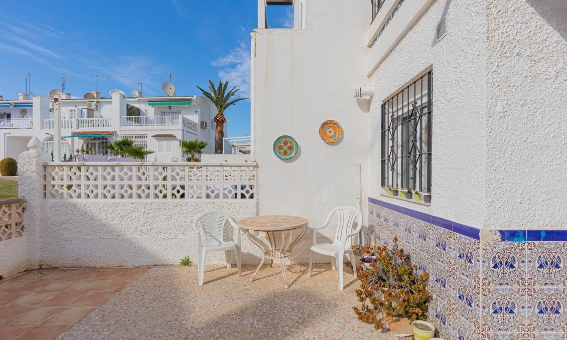 Revânzare - Town House -
Torrevieja - Calas Blanca