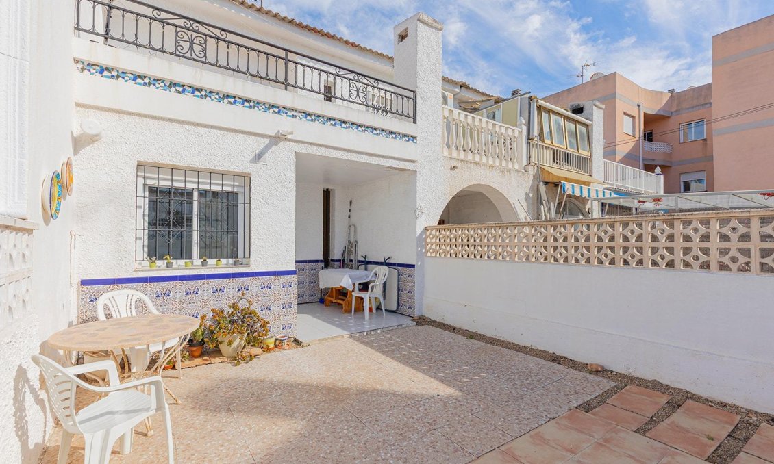 Revânzare - Town House -
Torrevieja - Calas Blanca