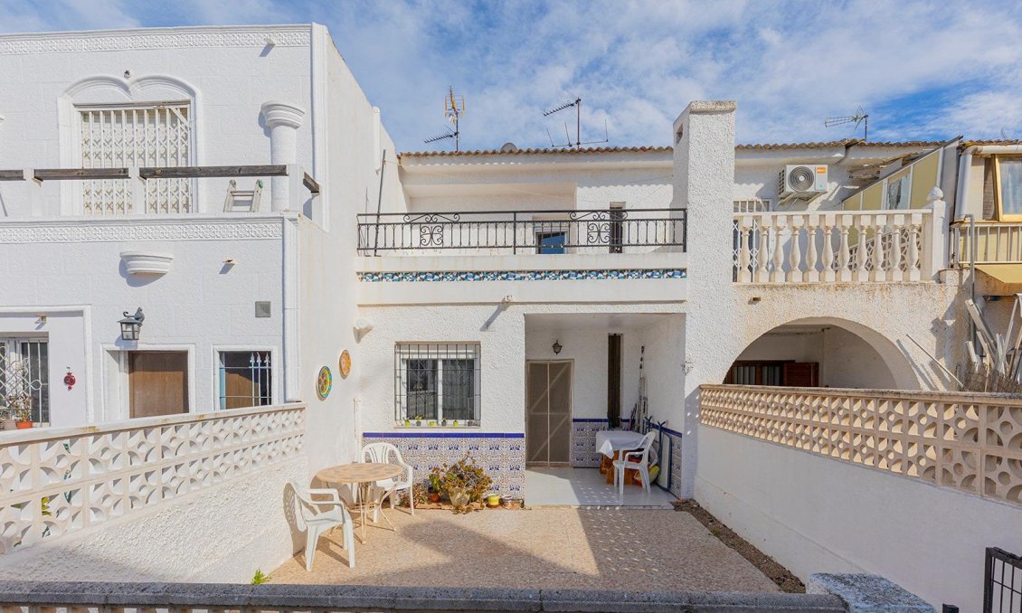 Revânzare - Town House -
Torrevieja - Calas Blanca