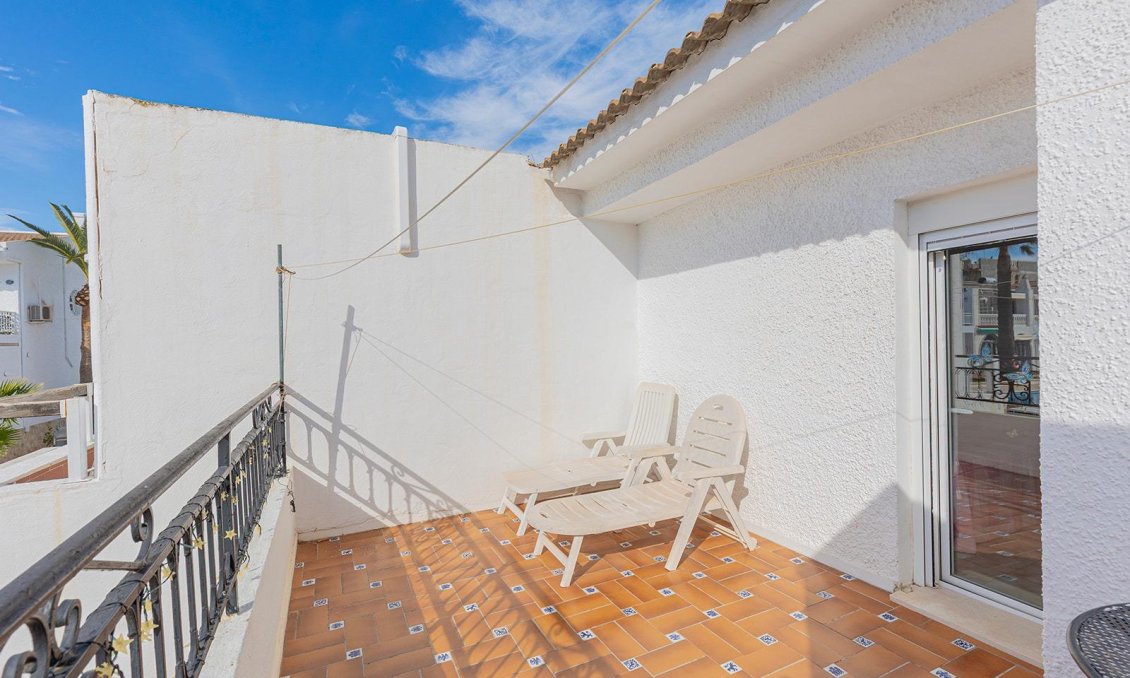 Revânzare - Town House -
Torrevieja - Calas Blanca