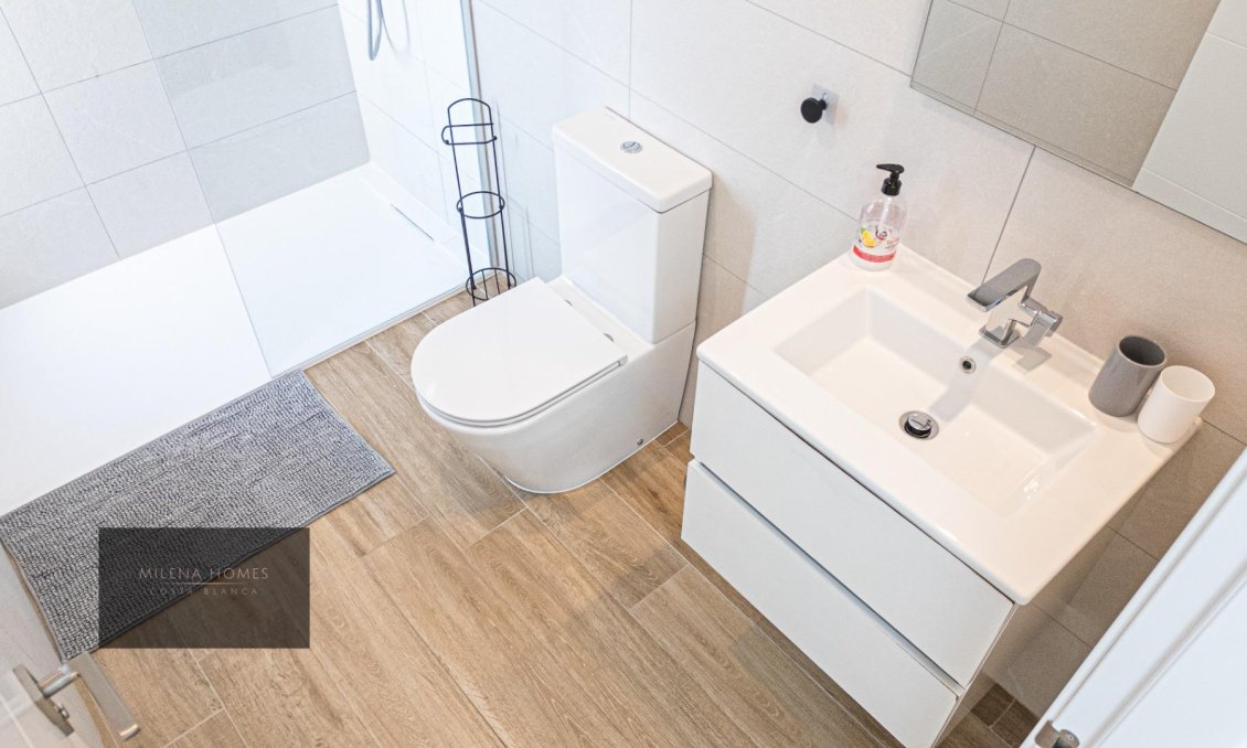 Segunda mano - Apartamento -
Torrevieja - Punta Prima