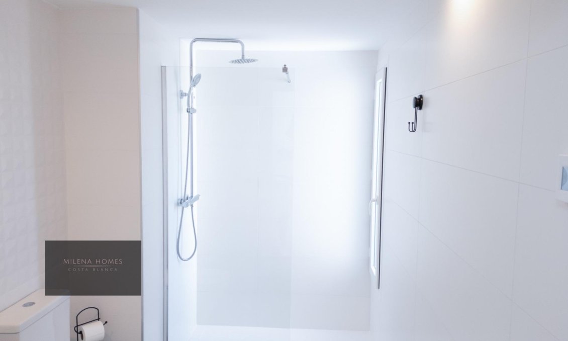 Segunda mano - Apartamento -
Torrevieja - Punta Prima