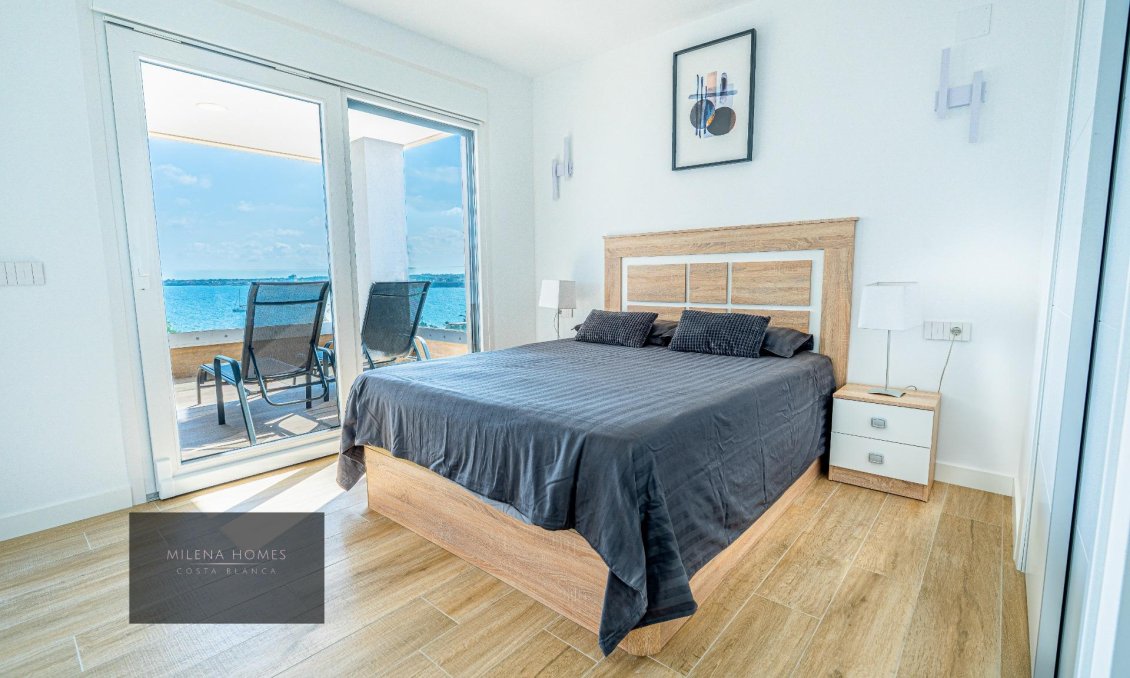 Segunda mano - Apartamento -
Torrevieja - Punta Prima