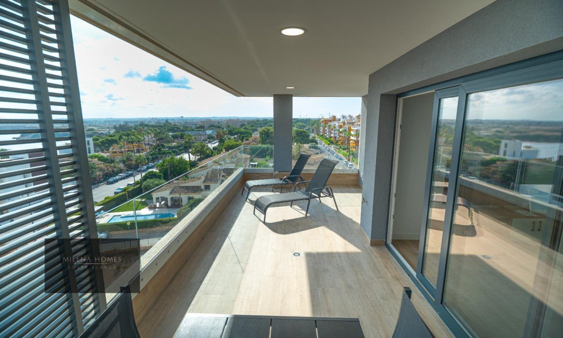 Segunda mano - Apartamento -
Torrevieja - Punta Prima