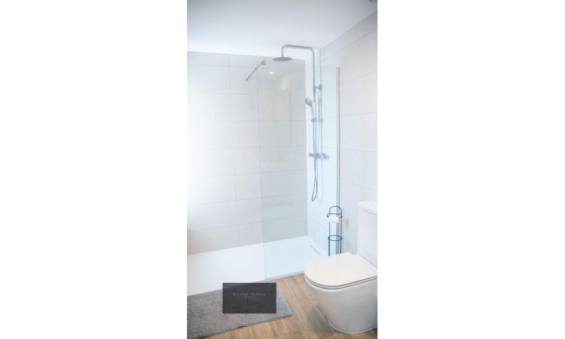 Segunda mano - Apartamento -
Torrevieja - Punta Prima