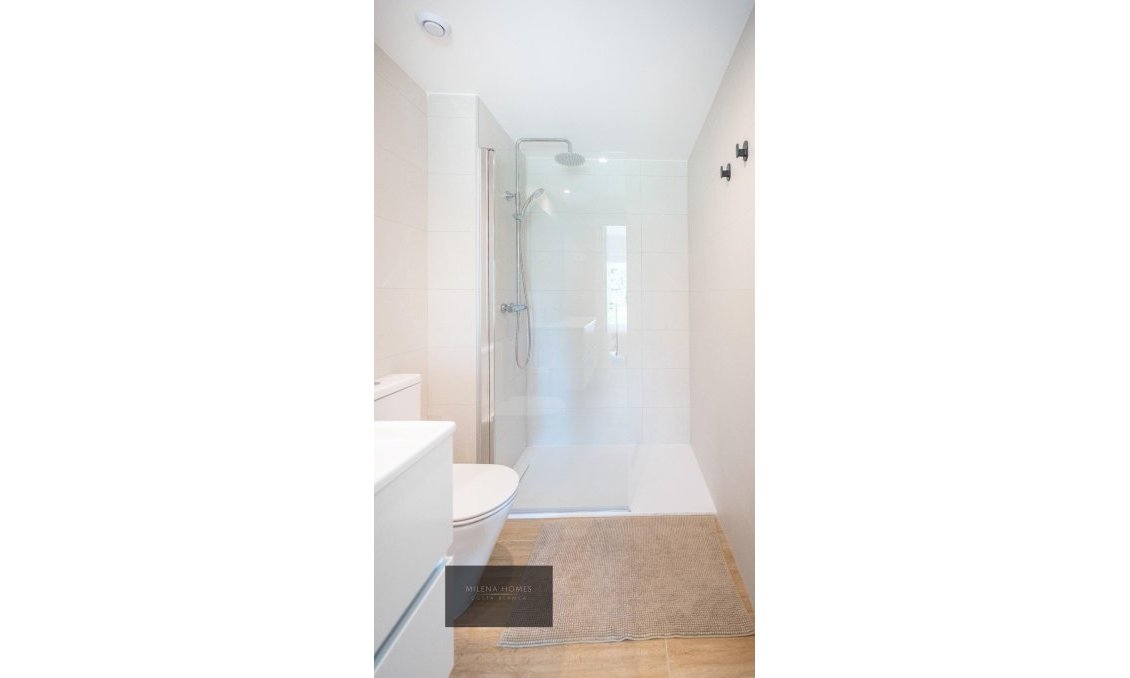 Segunda mano - Apartamento -
Torrevieja - Punta Prima