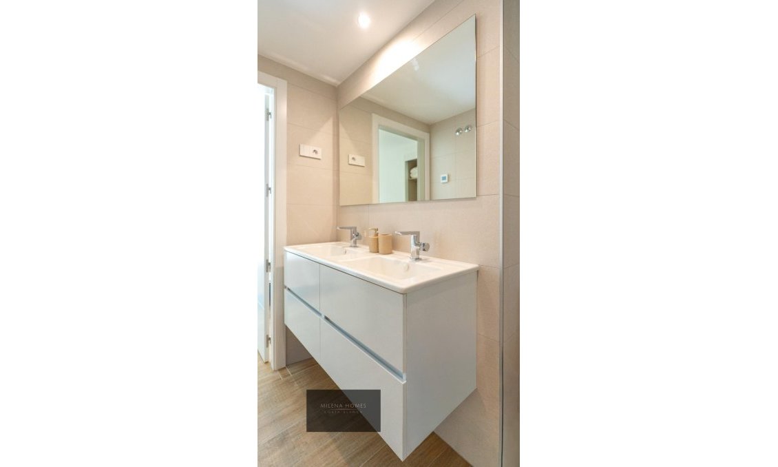 Segunda mano - Apartamento -
Torrevieja - Punta Prima