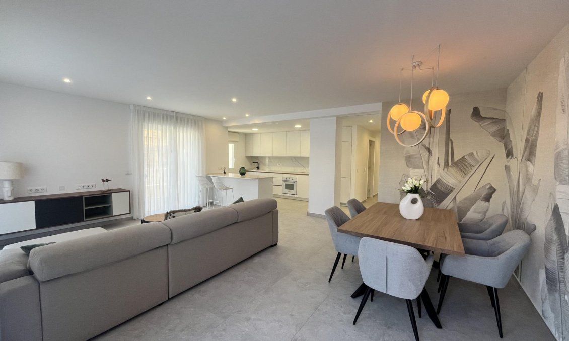 Revânzare - Apartament -
Torrevieja - Torreblanca